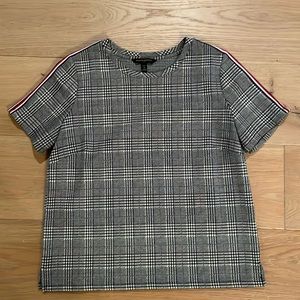 Banana Republic Short Sleeve Shirt.